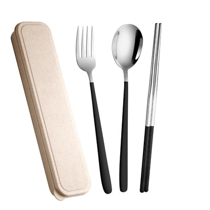 Portable cutlery set